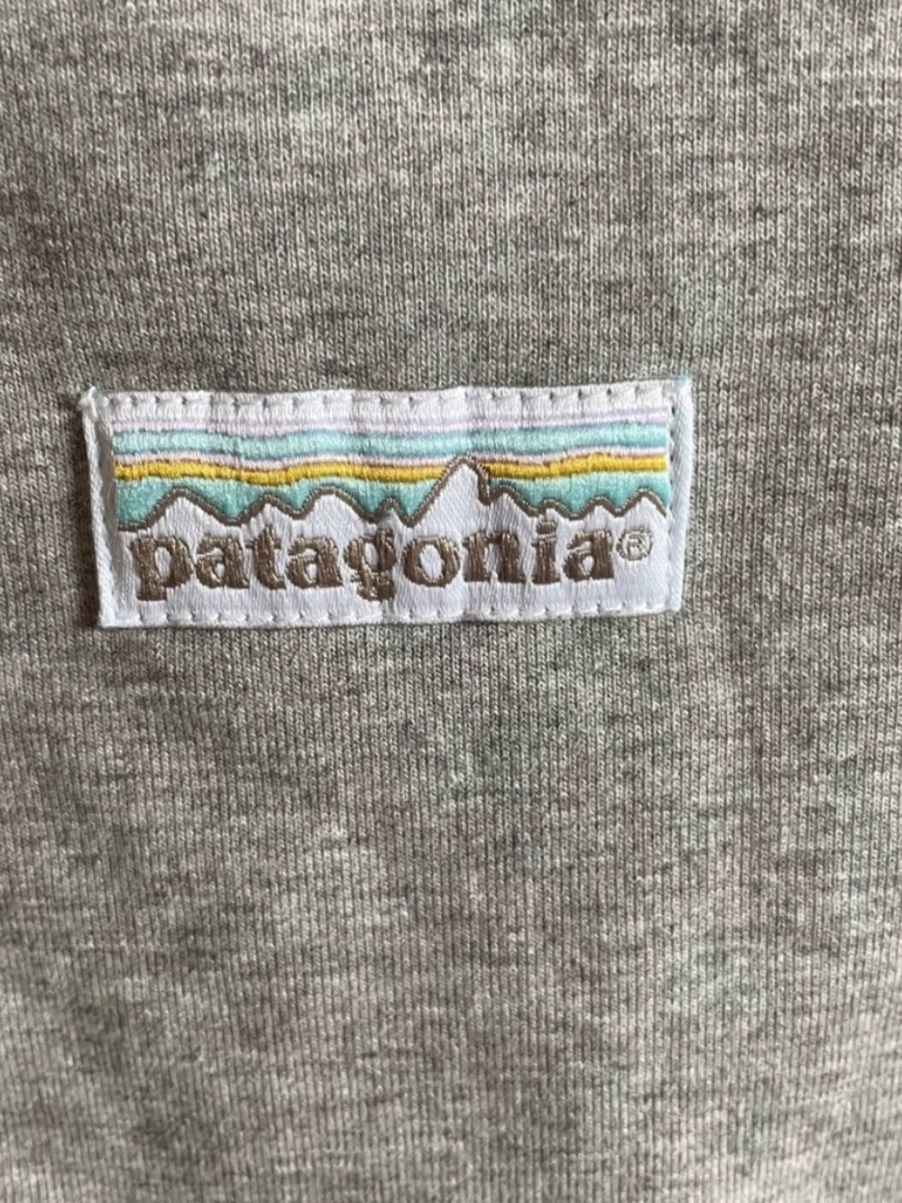 Patagonia Gray Crewneck Sweatshirt - Picture 4 of 8